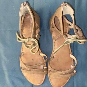 Top Moda Libby Tan Gladiator Sandals Size 10 – Lace‑Up Zip‑Back Flat Shoes
